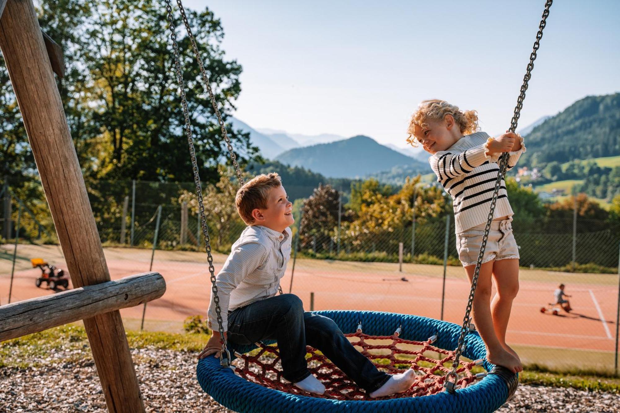 Hotel Sperlhof Windischgarsten Kültér fotó